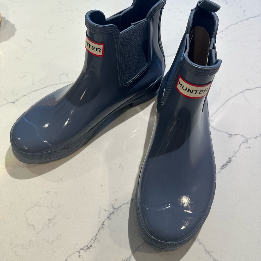 Hunter Classic Ankle Boots - Picture 2 of 4